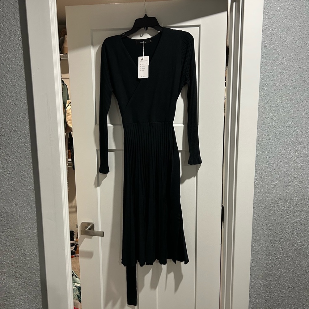 Midi black dress
